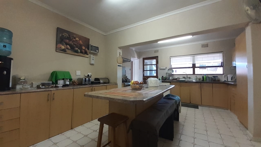 4 Bedroom Property for Sale in Wetton Western Cape